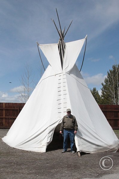 Yellowstone Wolf and Grizzly Center